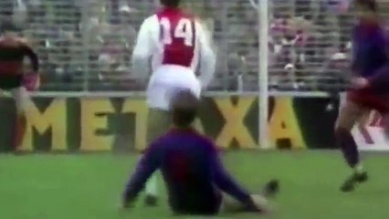 JOHAN CRUYFF vs GEORGE BEST (AMAZING SKILL AND GOALS)