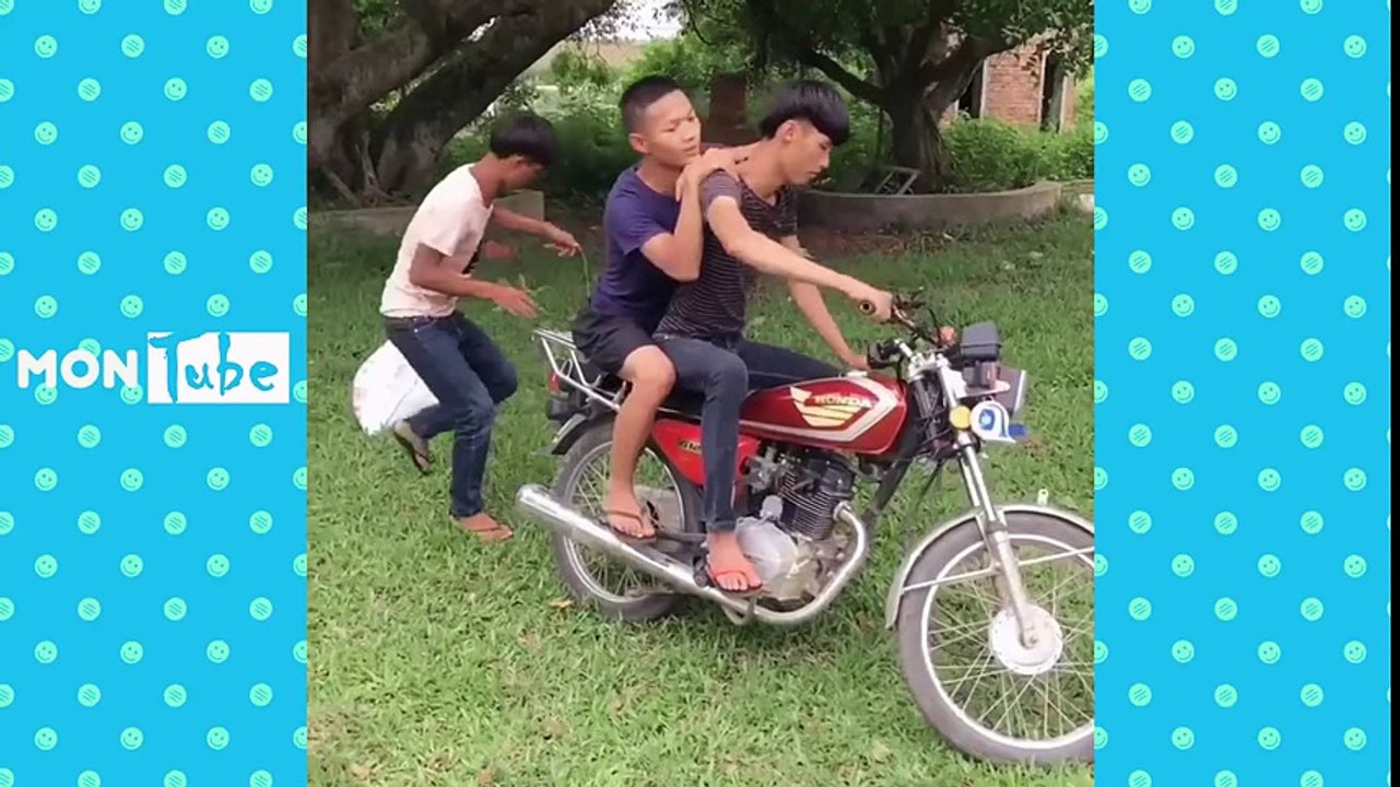 Stop laughing P8 ● The funny moments 2017
