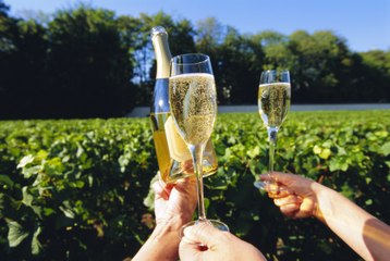 20 questions sur le vin : comment élabore-t-on du champagne ?