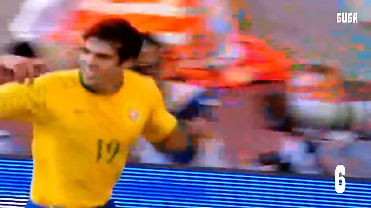 10 Moments When Kaká Ran Faster Than Normal Footballer