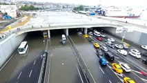 Yağış Sonrası Kapatılan Avrasya Tüneli, Yeniden Trafiğe Açıldı