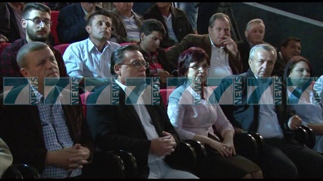 PATOZI KERKON SERISH QE BASHA TE NDERPRESE FARSEN - News, Lajme - Kanali 7