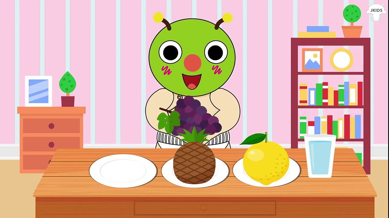 むしむしくん VS トイレトレーニング アニメ ❤ 食べる 果物 レモン パイナップル ブドウ ❤ こどもが笑う！- 赤ちゃん泣き止む