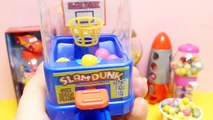 Et Bonbons agrippeur les machines jouets vidéo machine à boule de gomme de compilation Gumball