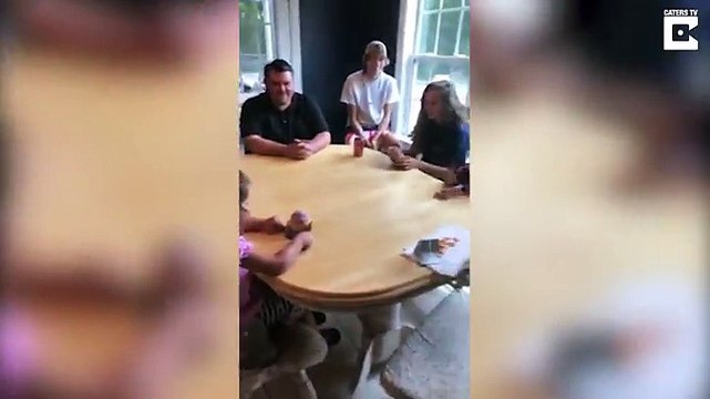 La réaction de ce papa quand il apprend qu'il va avoir une cinquième fille est à mourir de rire !