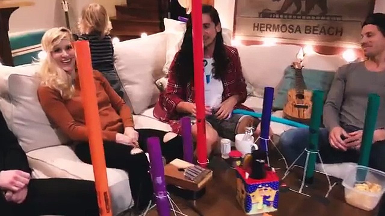 Shape of You Walk off the Earth (Ed Sheeran Cover)