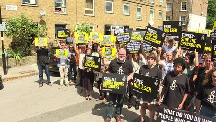 Amnesty calls for world to pressure Turkey to release activists