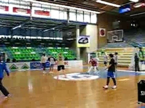 Entraînement du Bourges basket Berry Républicain