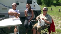 Hautes-Alpes : les spectateurs attendent avec impatience la Grande Boucle au mythique col d'Izoard