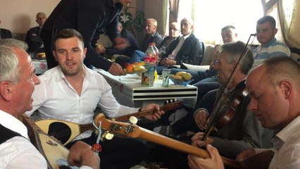 Ali Grabovci me grup - Jusuf Gervalla /Erdha nga Tirana