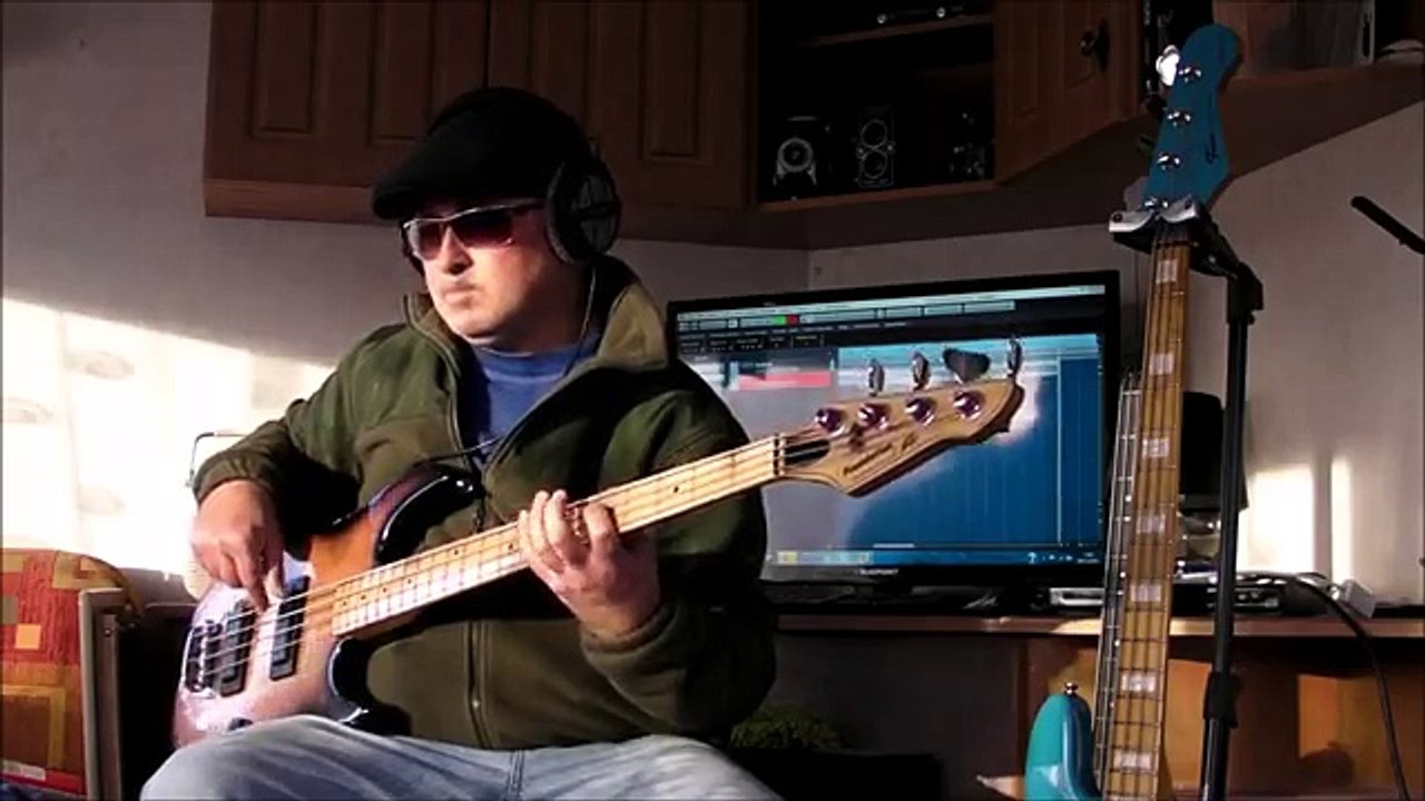 Flip Flop & Fly The Blues Brothers Donald Duck Dunn Style