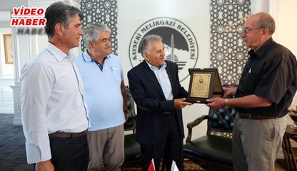 (19 Temmuz 2017) MAHALLE MUHTARLARINDAN  BAŞKAN BÜYÜKKILIÇ’A PLAKETLİ TEŞEKKÜR ZİYARETİ