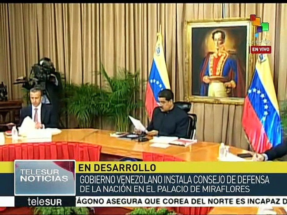 Maduro en Consejo de Defensa: Venezuela tiene derecho a defenderse