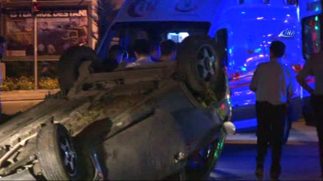 Polislerin İçinde Bulunduğu Araç Takla Attı: 2 Polis Yaralı