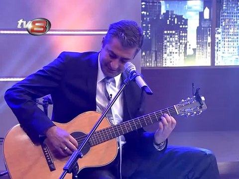 ERKAN PETEKKAYA SARKI SOYLERSE