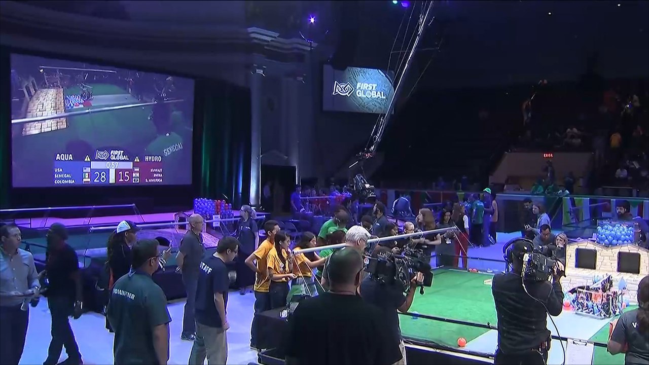 هذا الصباح- فتيات أفغانيات يشاركن بمسابقة للروبوتات