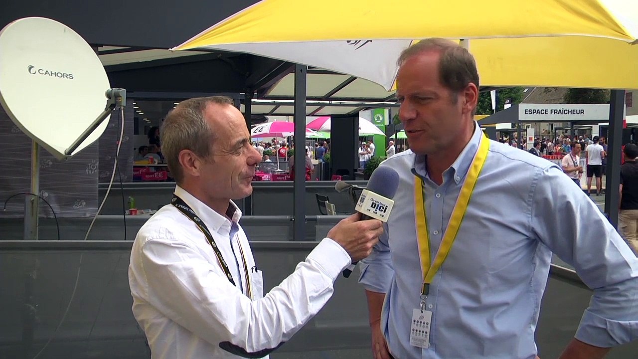 Tour de France 2017 : Christian Prudhomme au village départ à La Mure
