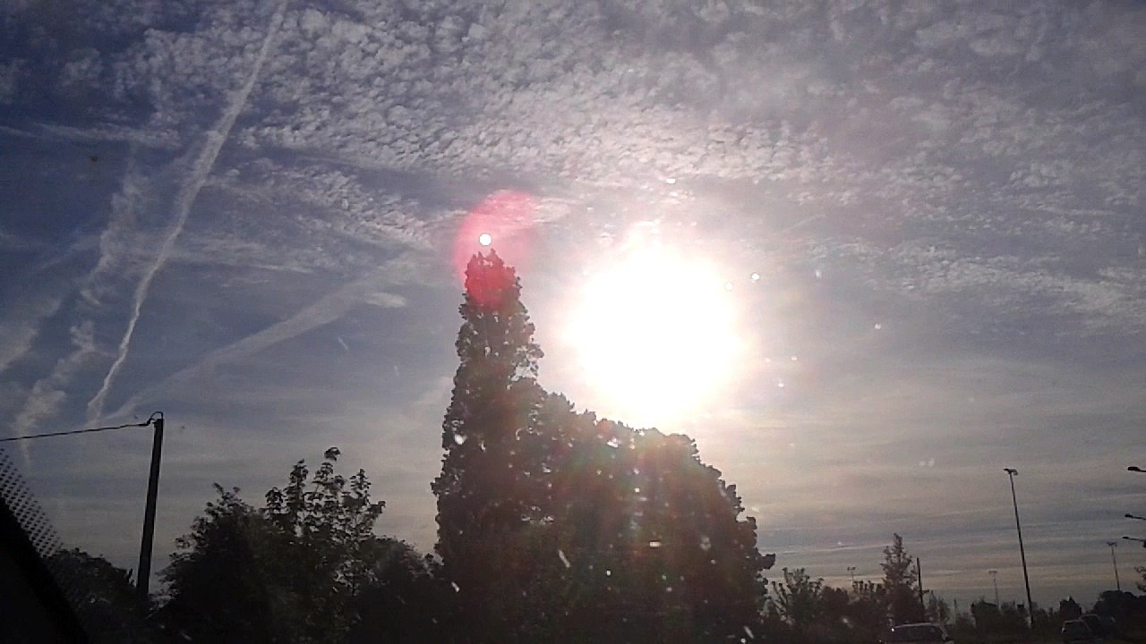 Chemtrail Angers - 17 mai 2017 - 8h06