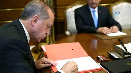 Erdoğan Yeni Kabine Listesini İmzaladı