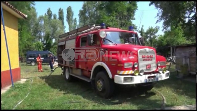 Ora News - Një fëmijë shkakton zjarr në Nikël, rrezikohen 5 shtëpi