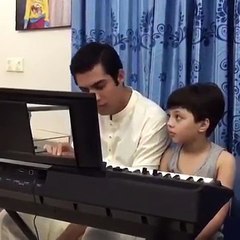 Iqrar Ul Hassan Son Pehlaj Hassan Learning Piano - YouTube