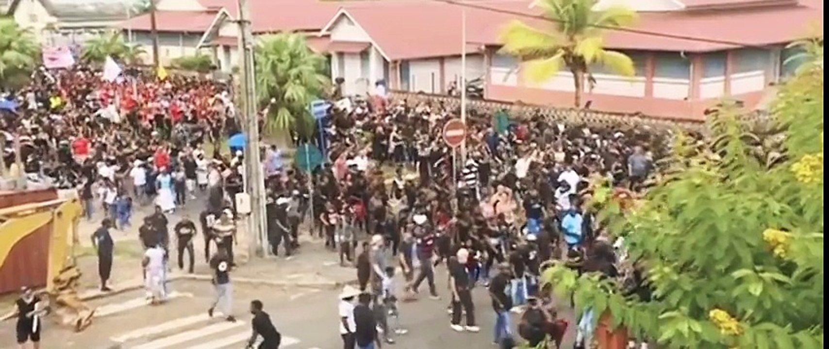 Warren - Impossible pas possible (zouk 2017) clip officiel