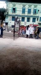 Usuários de drogas da Cracolândia deixam praça na Alameda Cleveland