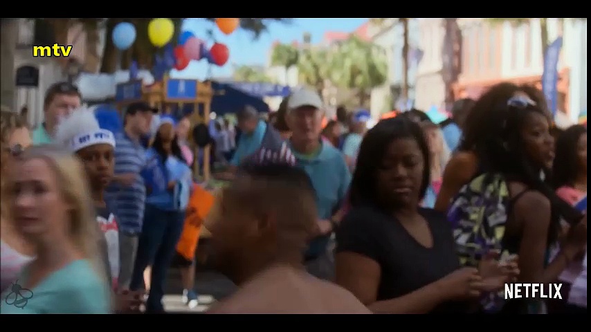 NAKED Trailer (2017)