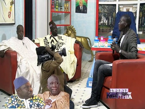 RUBRIQUE EL HADJI MANSOUR MBAYE ET MAMADOU MBAYE GARMI dans KOUTHIA SHOW du 19 Juillet 2017