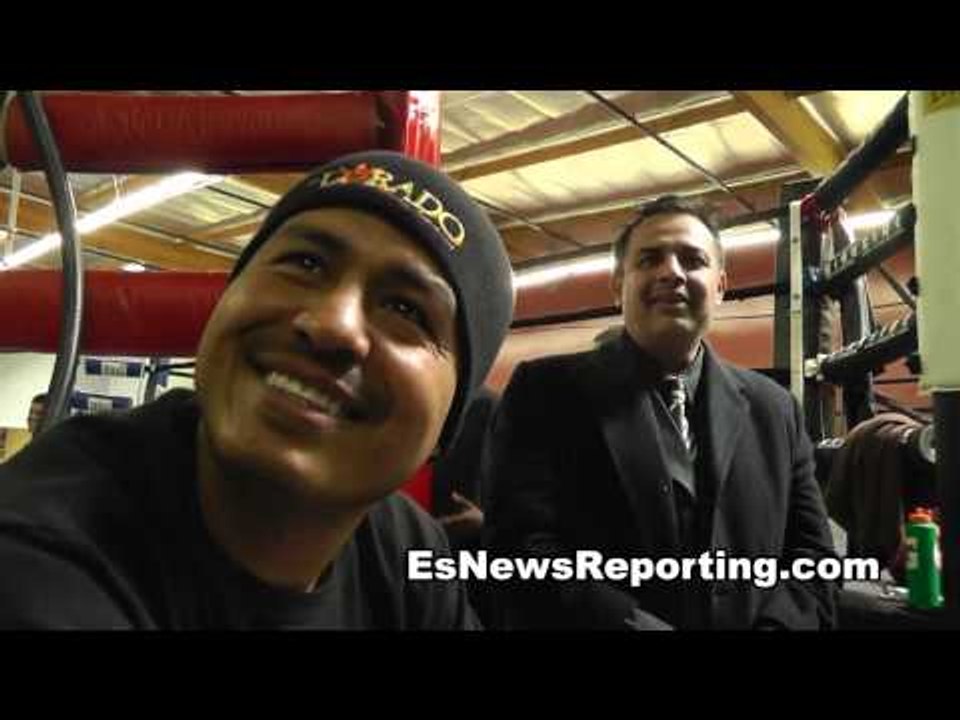 ROBERT GARCIA KELLY PAVLIK IN HIS NEW GYM IN OXNARD