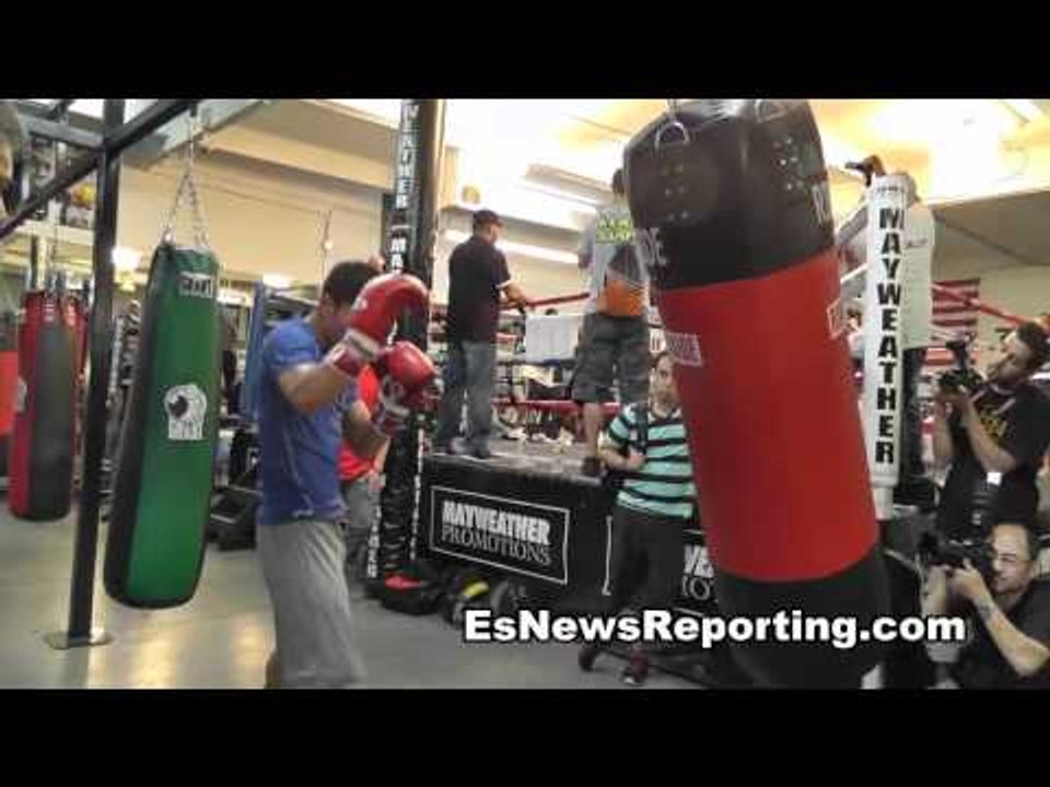 Jessie Vargas Working The Heavy Bag Mayweather Boxing Club