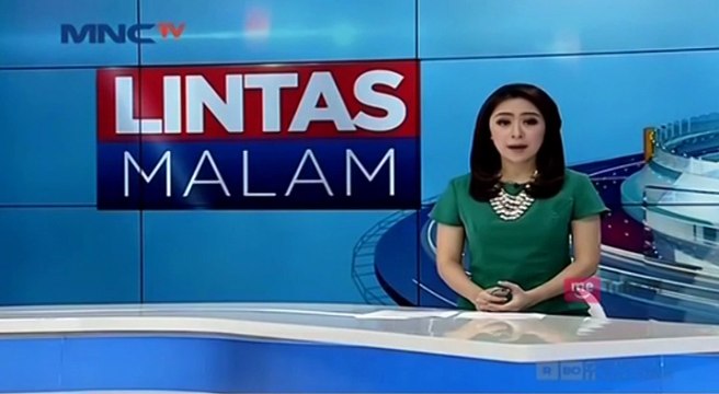 Diduga Mengantuk Minibus Tabrak Truk, Tujuh Orang Terluka Parah