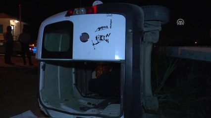 Kaza Yapan Sürücü Aracını Terk Etti