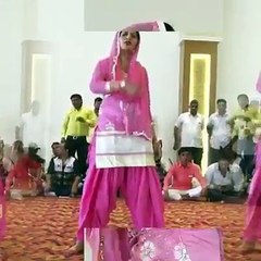 OMG! Sapna chaudhary very sexy dance | 2017