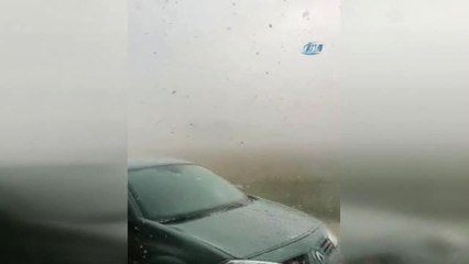 Yumurta Büyüklüğünde Yağan Dolu, Aracın Camını Kırdı