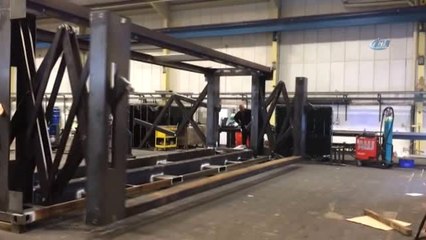 10 Dakikada Şipşak Ofis İnşa Ediyorlar