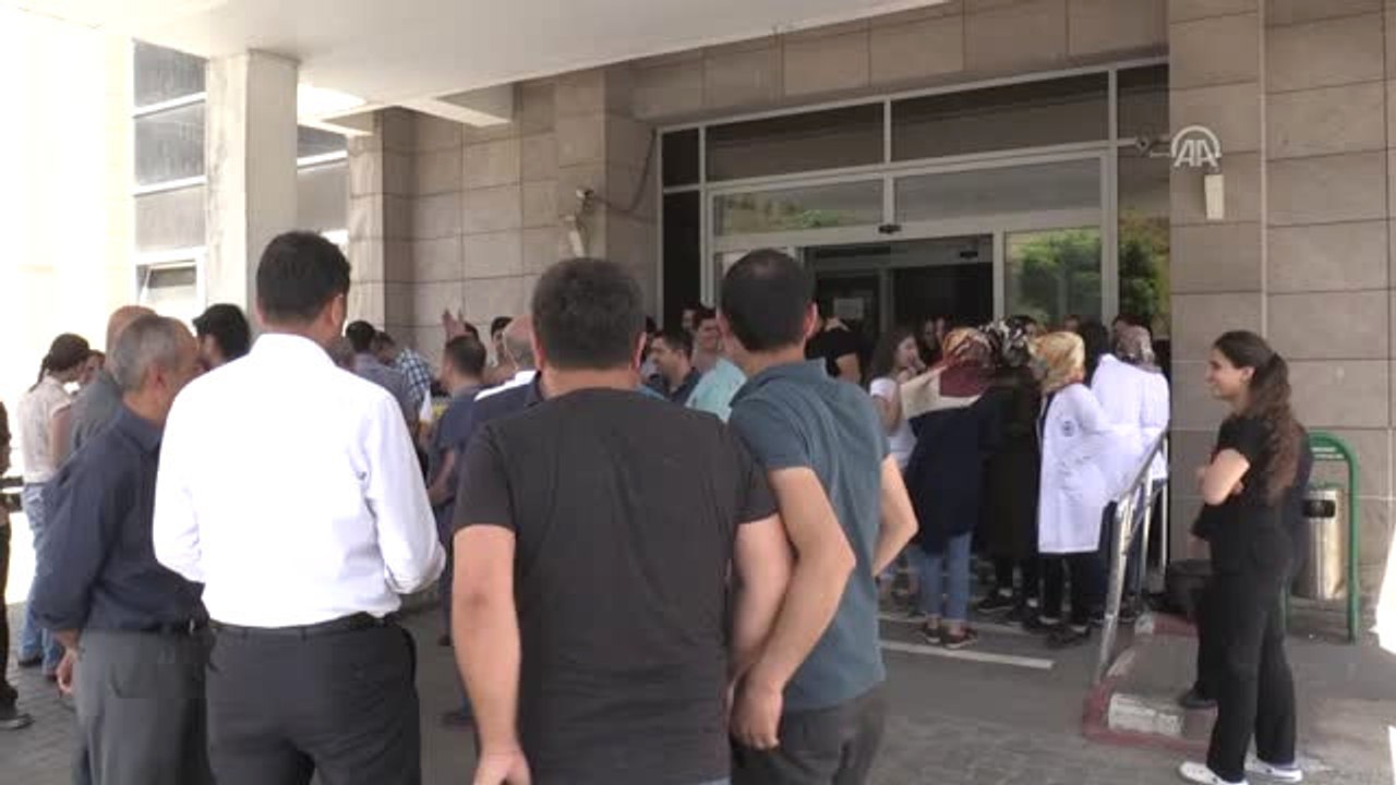 Bitlis'te Doktorun Darbedilmesi