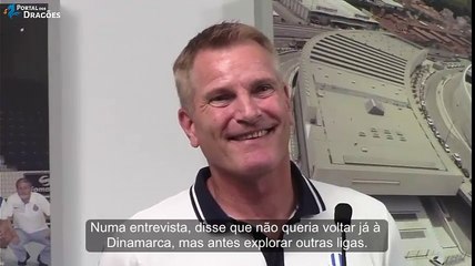 A apresentação do novo treinador de andebol, Lars Walther