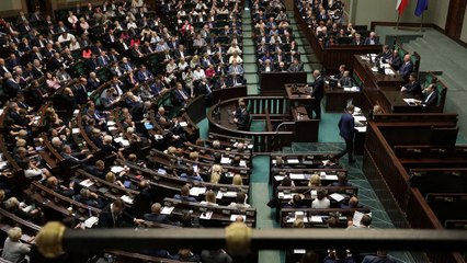 Polonia: sì della camera bassa alla riforma della Corte Suprema