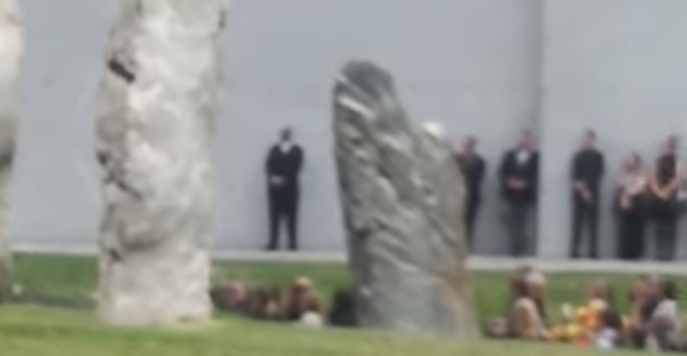 Three Months Before His Death, Chester Bennington Sang Hallelujah at Chris Cornell's Funeral