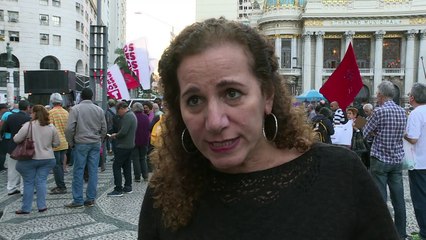 Manifestantes fazem atos em apoio a Lula