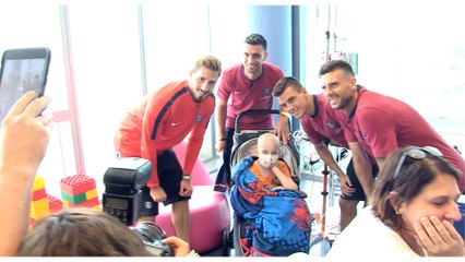 Paris en visite au Miami Children Hospital