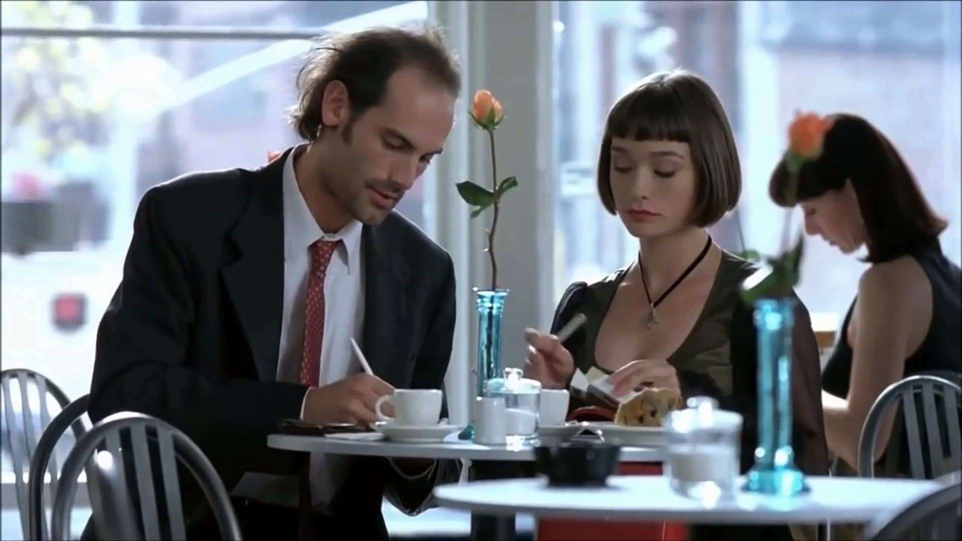 parker posey smoking cigarettes PARKER POSEY SMOKING