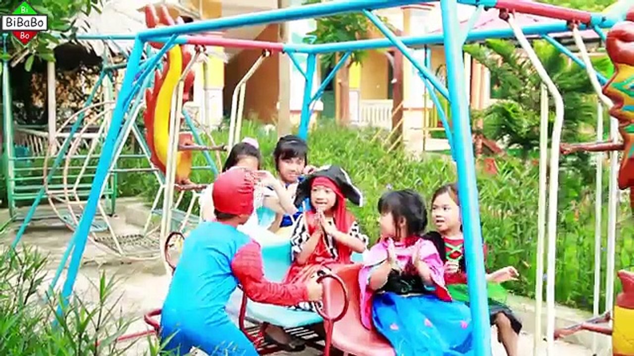 Y Ana Ordenanza disruptivos congelado casco Niños pernicioso travieso hombre araña superhéroe elsa vs
