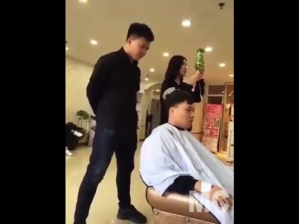 Funny Hair Salon