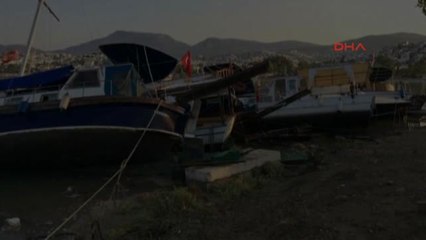 Muğla - Bodrum Gümbet'te Depremle Oluşan Tsunami Sonrası Tekneler Zarar Gördü