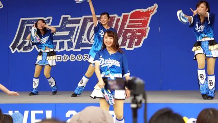 ウケるぅw途中から相撲ではなくなってるwwwwwwwwwwwwwww大相撲名古屋場所の裏ではドアラ対MCの取り組み