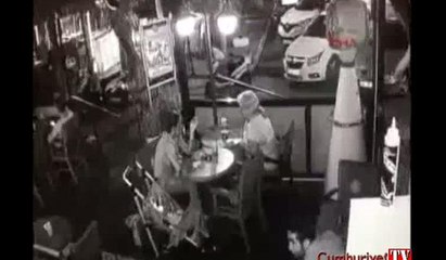 Bodrum'daki deprem anı kamerada