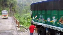 Amazing DRIVING by APSTS Bus on HIMALAYAN ROADS - Narrow Escape from DEATH. See at 6