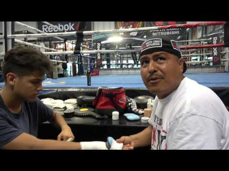 Robert Garcia Says Ringside Tix For Mayweather vs McGrgeor Will Go For 100K EsNews Boxing